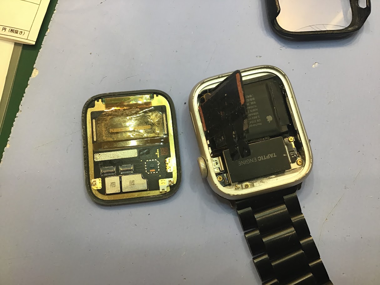 AppleWatch8のバッテリー交換ならデータそのまま修理可能なスマホ修理工房セレオ甲府店へ！